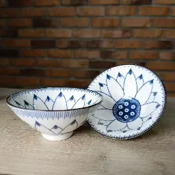 Bol de porțelan "Floare"