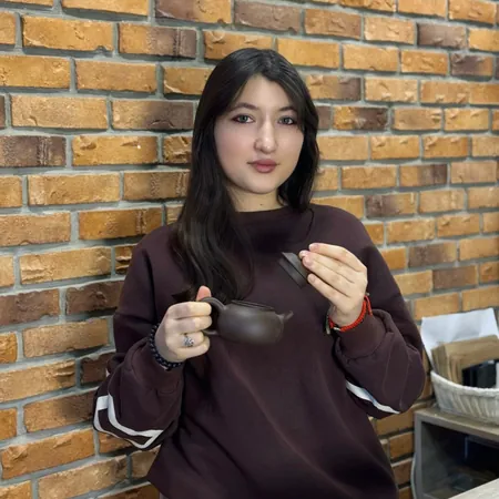 Мадина, 19 лет